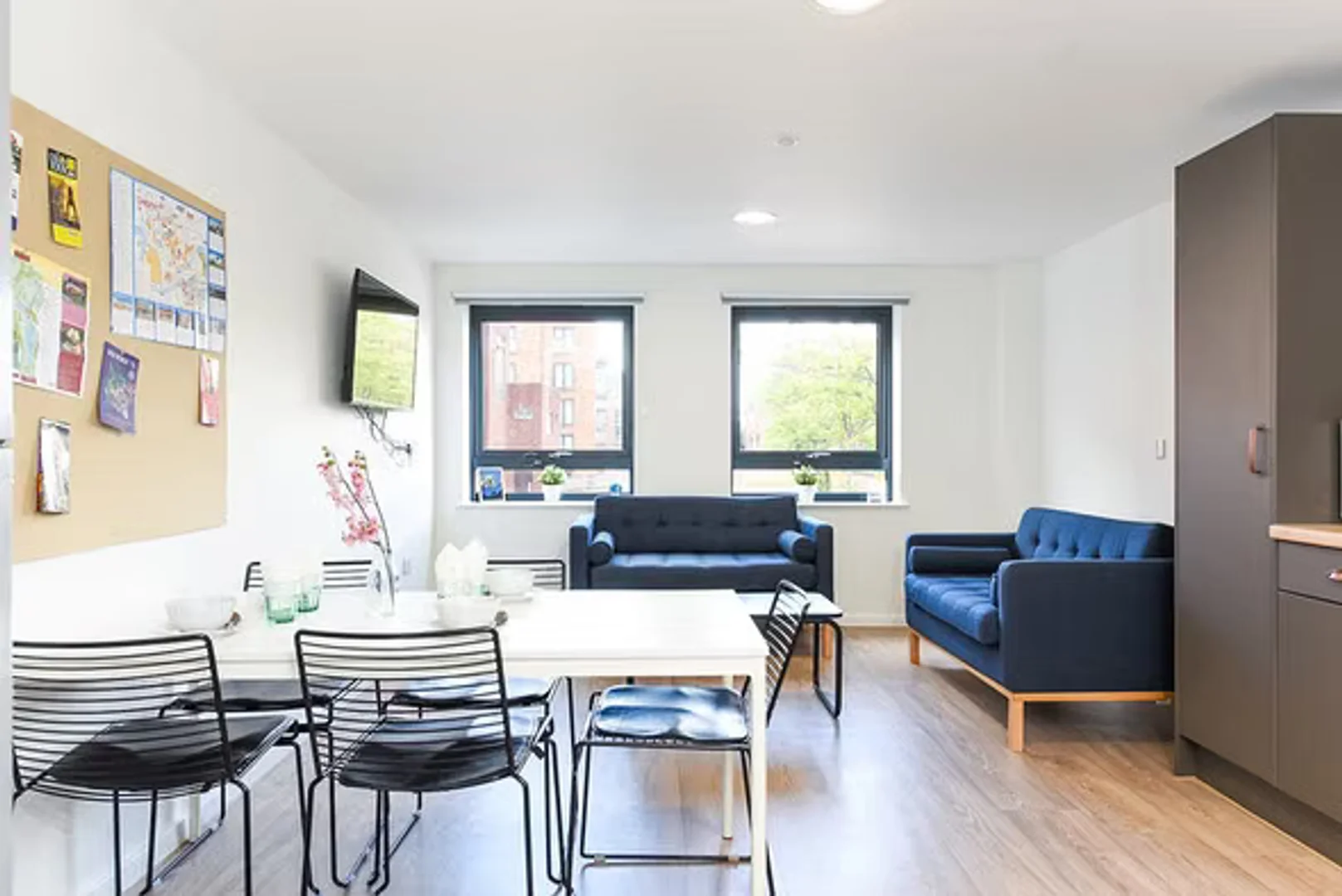 Habitación asequible para estudiantes con buena iluminación en 