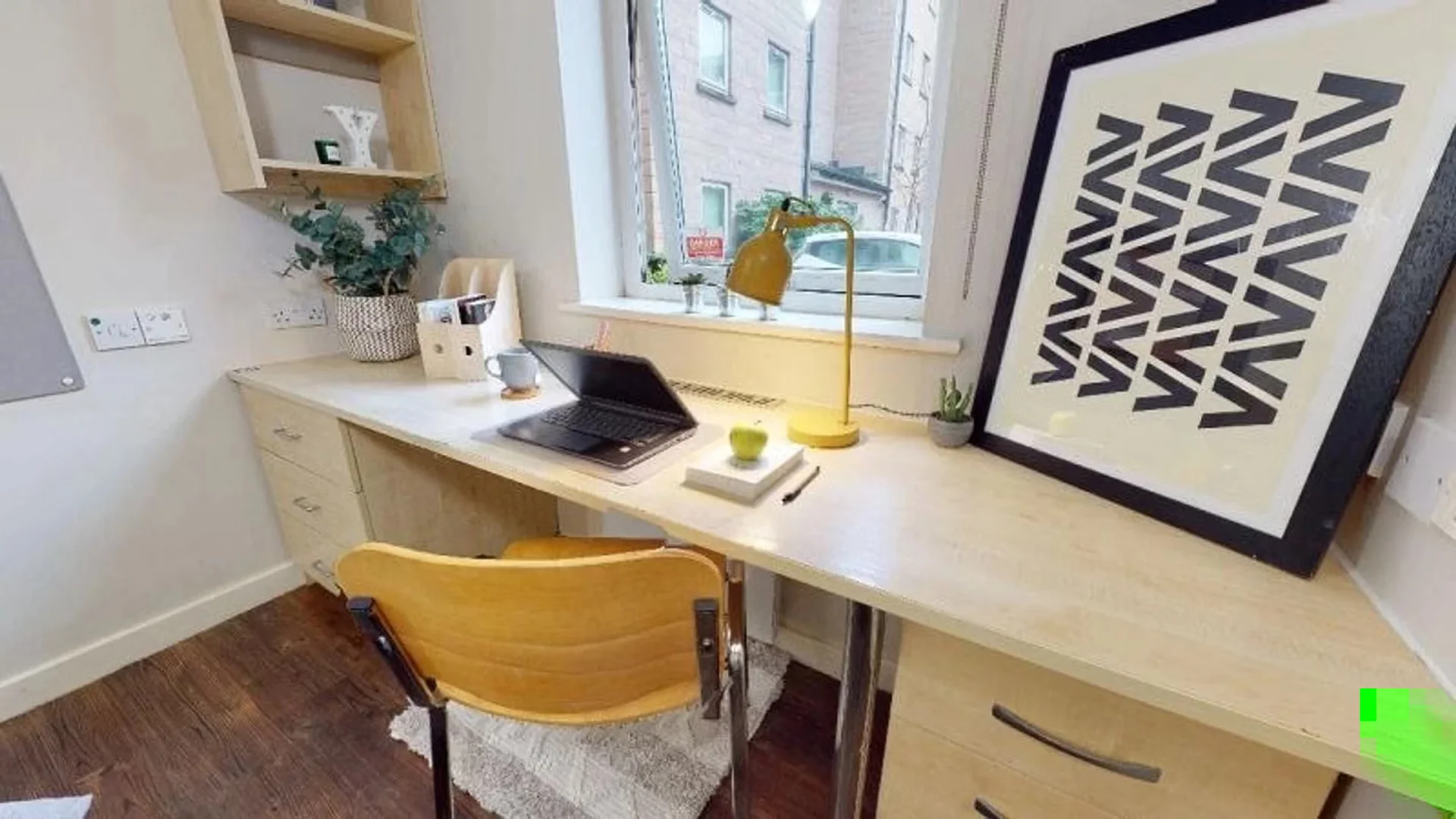 Budget-friendly student room close to campus in 