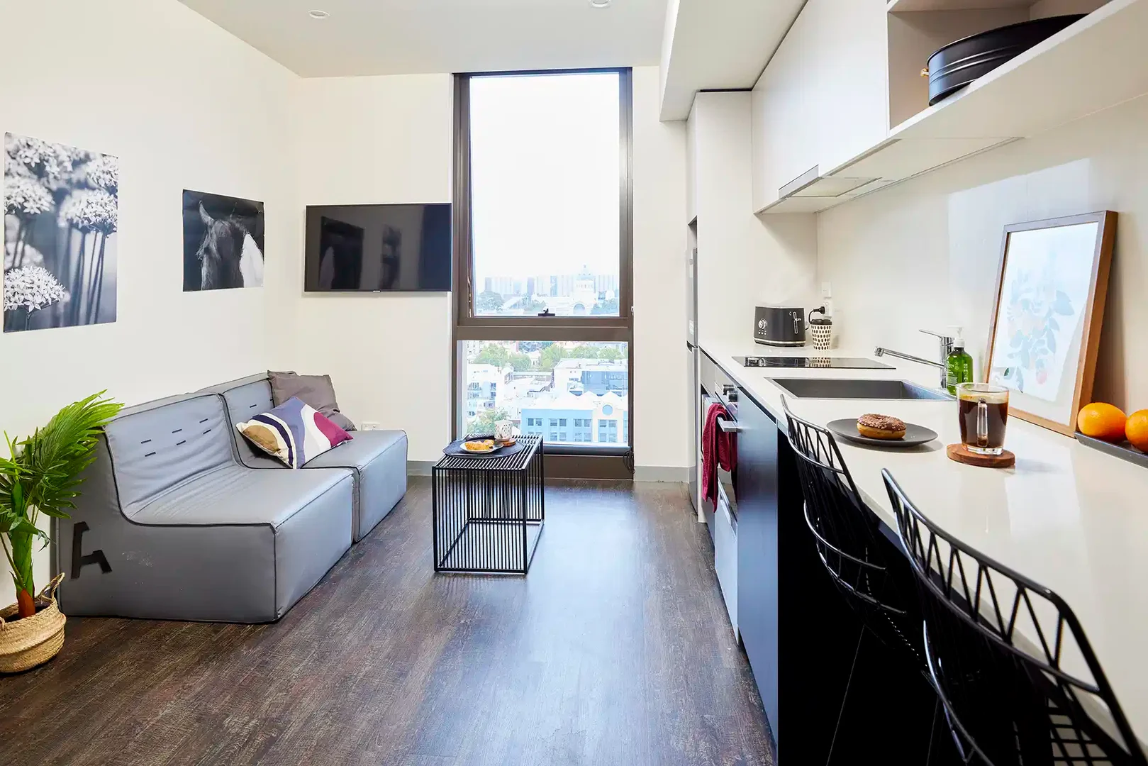 Quarto de estudante económico com localização conveniente em 