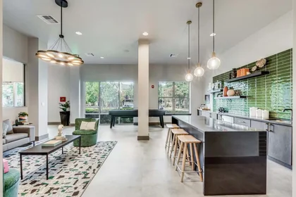 Studio at Wheeler Street, image 25 of 31