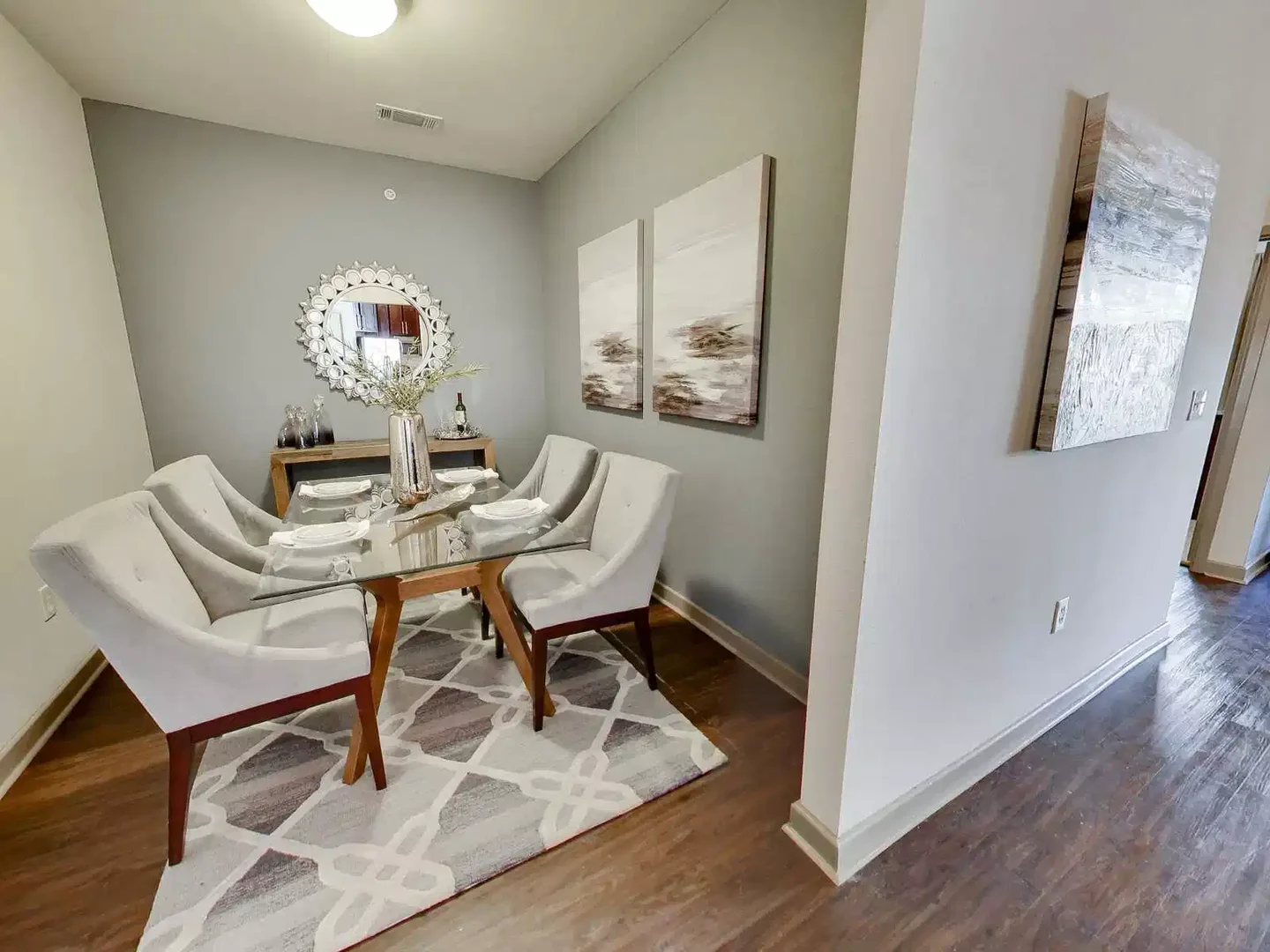 Modern student studio with complete amenities in 