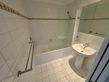 Private room at Oatland Crescent, image 3 of 13