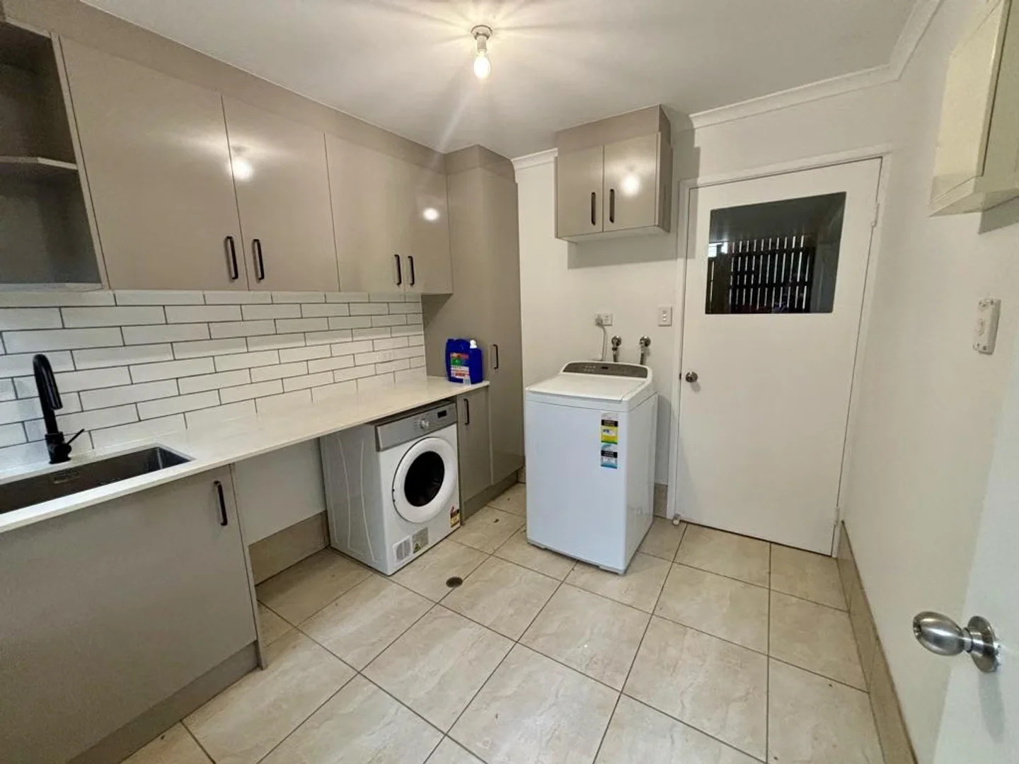 Chambre à louer dans un appartement d'étudiant à , entièrement meublée