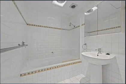 Özel oda konumu Oatland Crescent, 4 47 görüntüsü