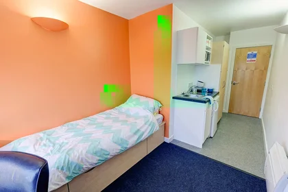 Studio at North Bridge Street, image 7 of 43