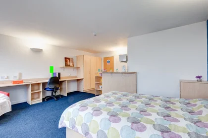 Studio at North Bridge Street, image 6 of 37