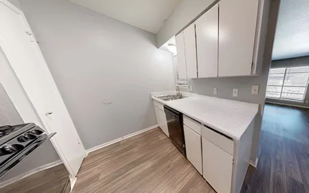 Habitación privada en Goliad Road, imagen 1 de 10