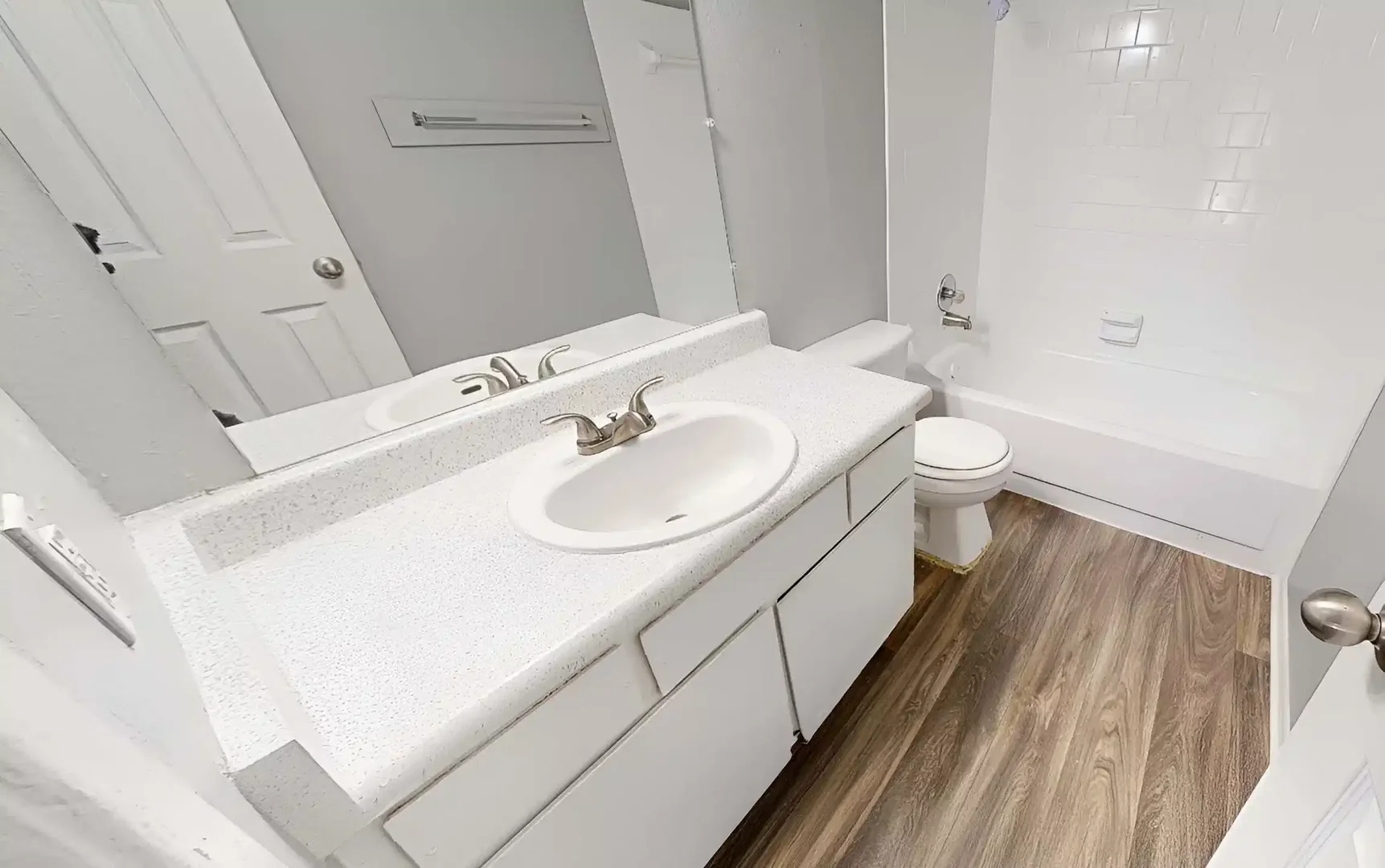 Habitación para estudiantes en  con área de estudio y facilidades compartidas