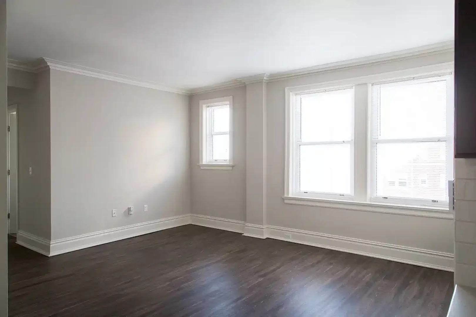 Chambre confortable pour étudiants disponible dans 