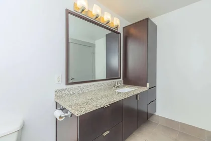 Stanza privata in Douglas Avenue, immagine 27 di 49