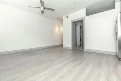 Stanza privata in Douglas Avenue, immagine 8 di 49