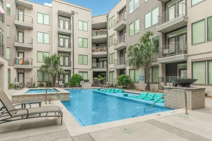 Stanza privata in Douglas Avenue, immagine 41 di 49