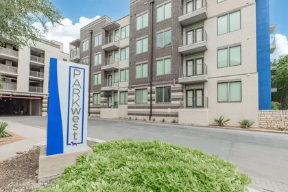 Stanza privata in Douglas Avenue, immagine 48 di 49