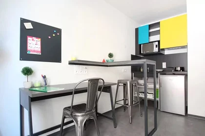 Studio in der Boulevard National, bild 6 von 19