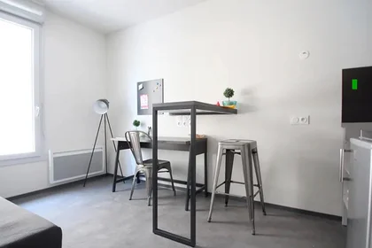 Studio in der Boulevard National, bild 7 von 19