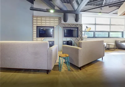 Quarto privado em Ruston Way, imagem 13 de 32