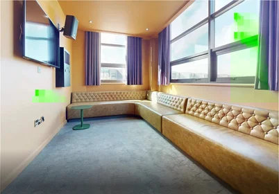 Quarto privado em Ruston Way, imagem 9 de 32