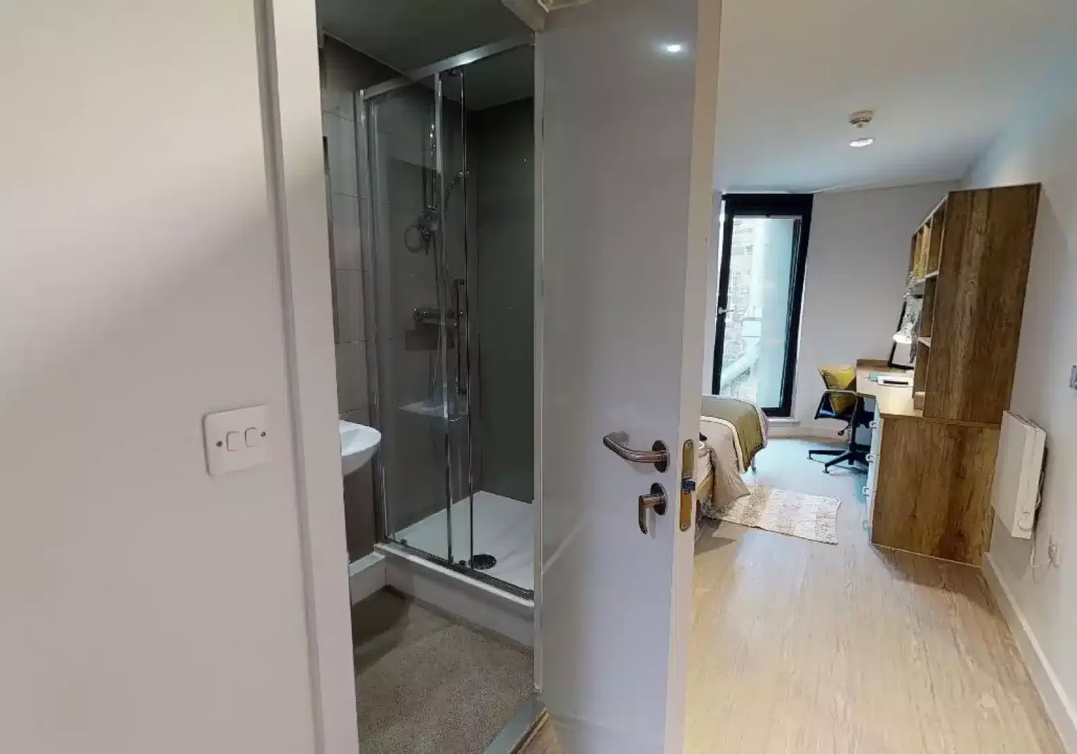 Budget-friendly student room close to campus in 