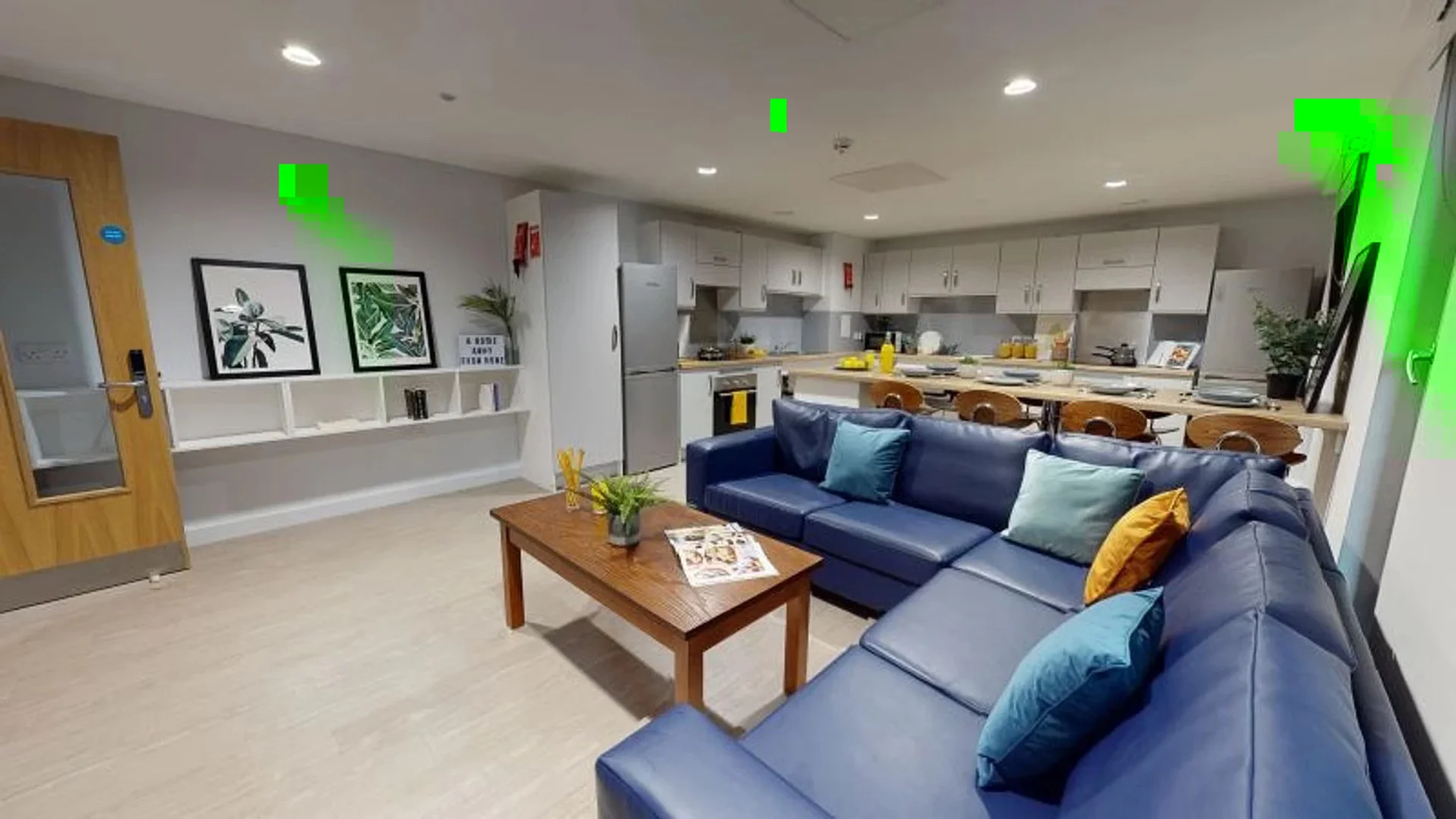 Bright and airy student room with easy university access in 