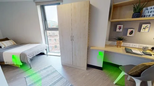 Private room at Lower Parliament Street, image 1 of 10