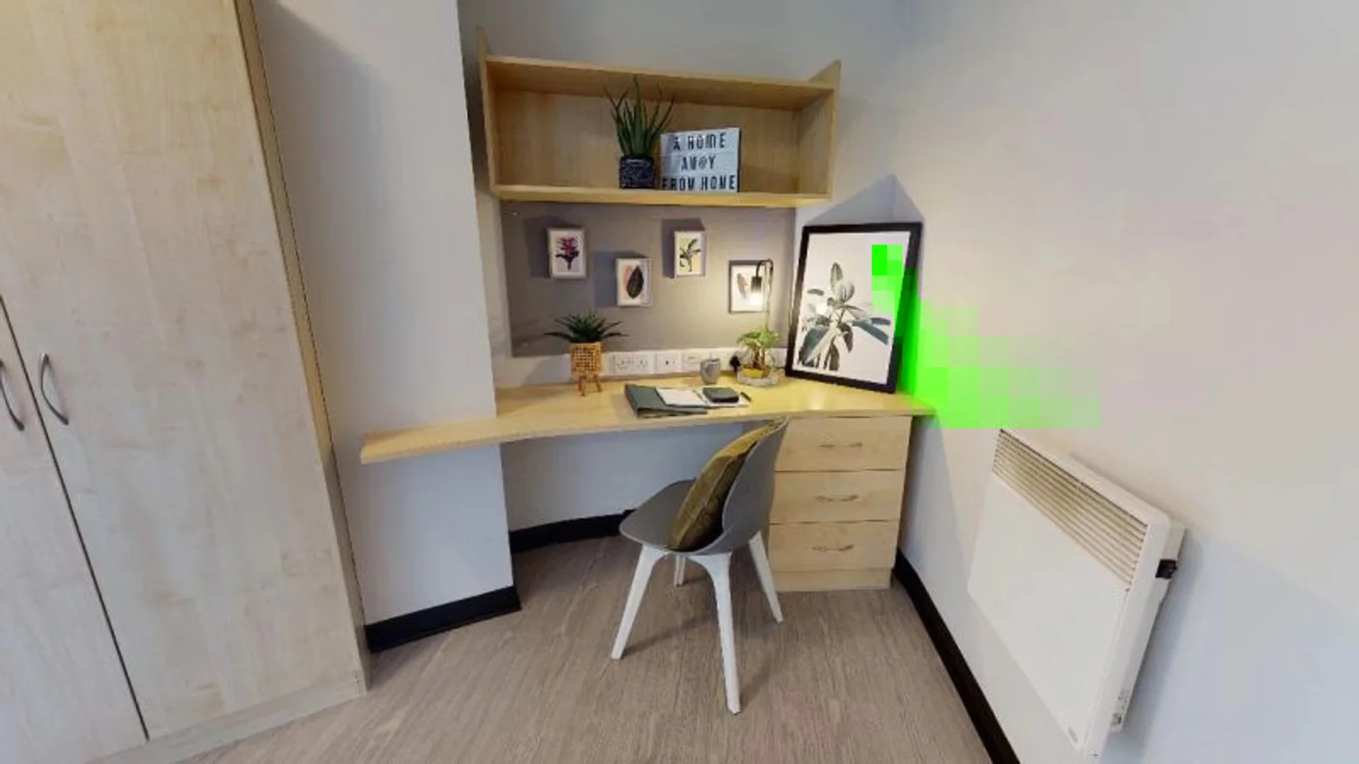 Economical student room with convenient location in