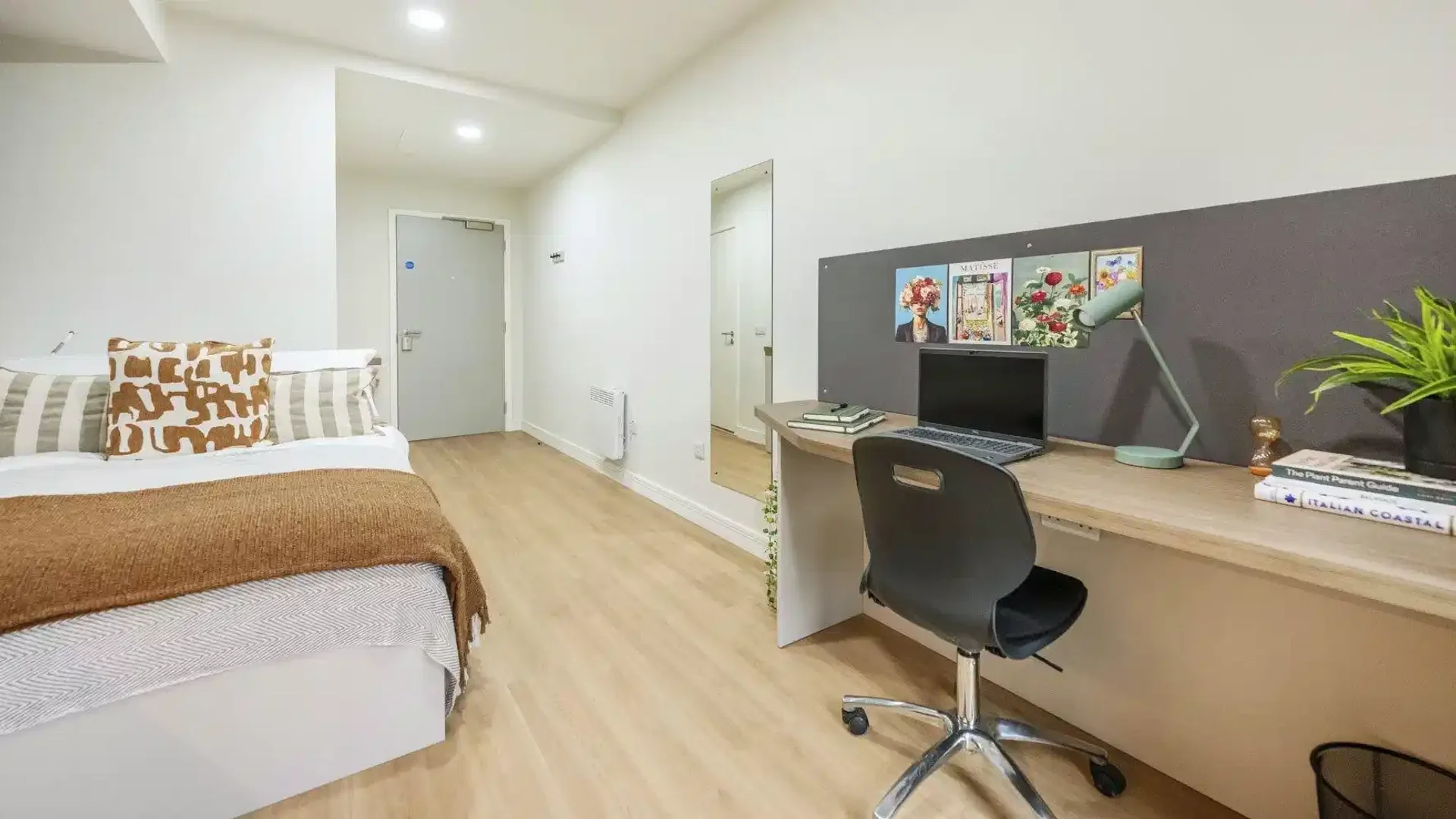 bölgesindeki öğrenciler için ideal kompakt stüdyo daire