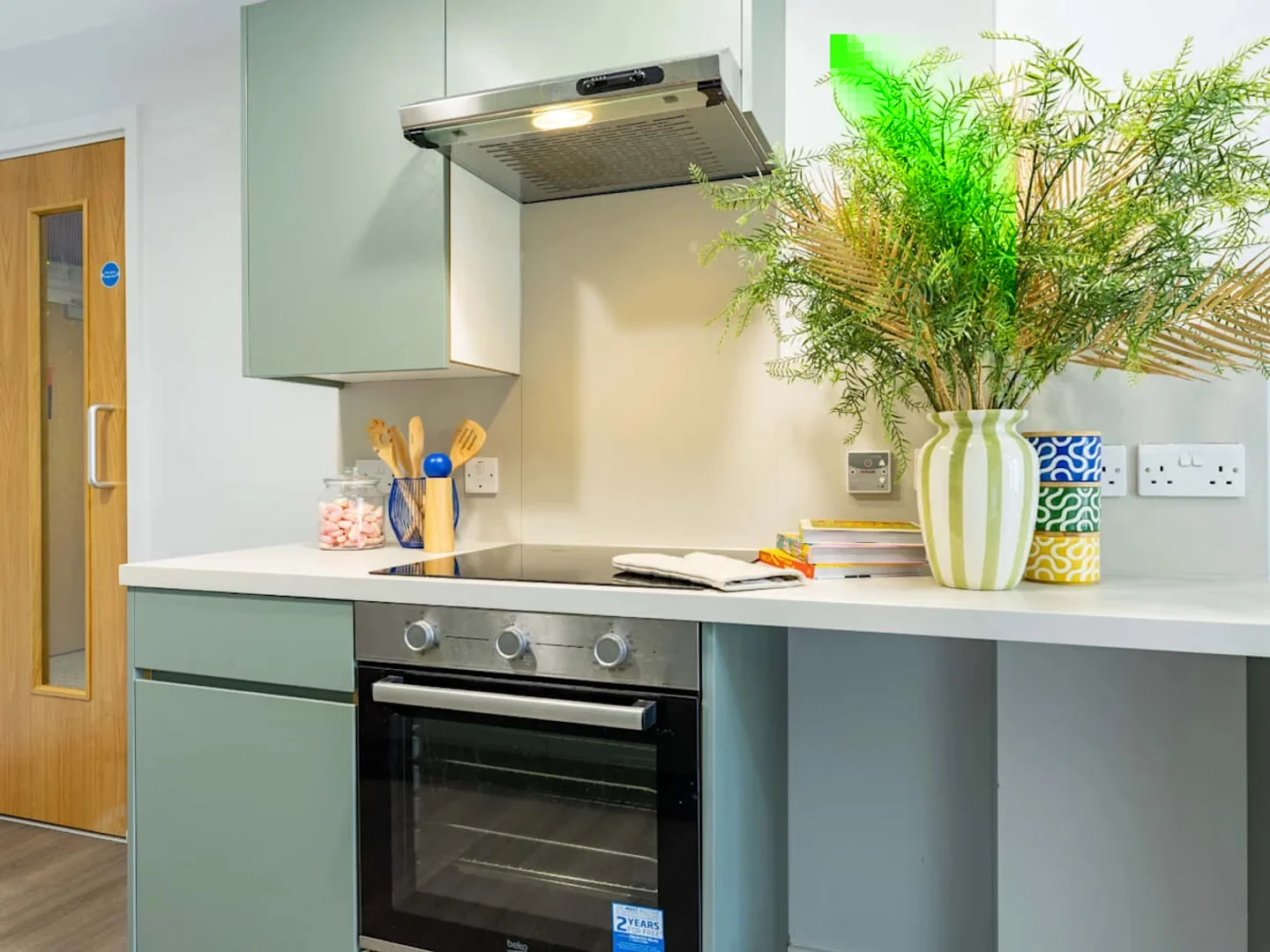 Room for rent in student apartment in , fully furnished