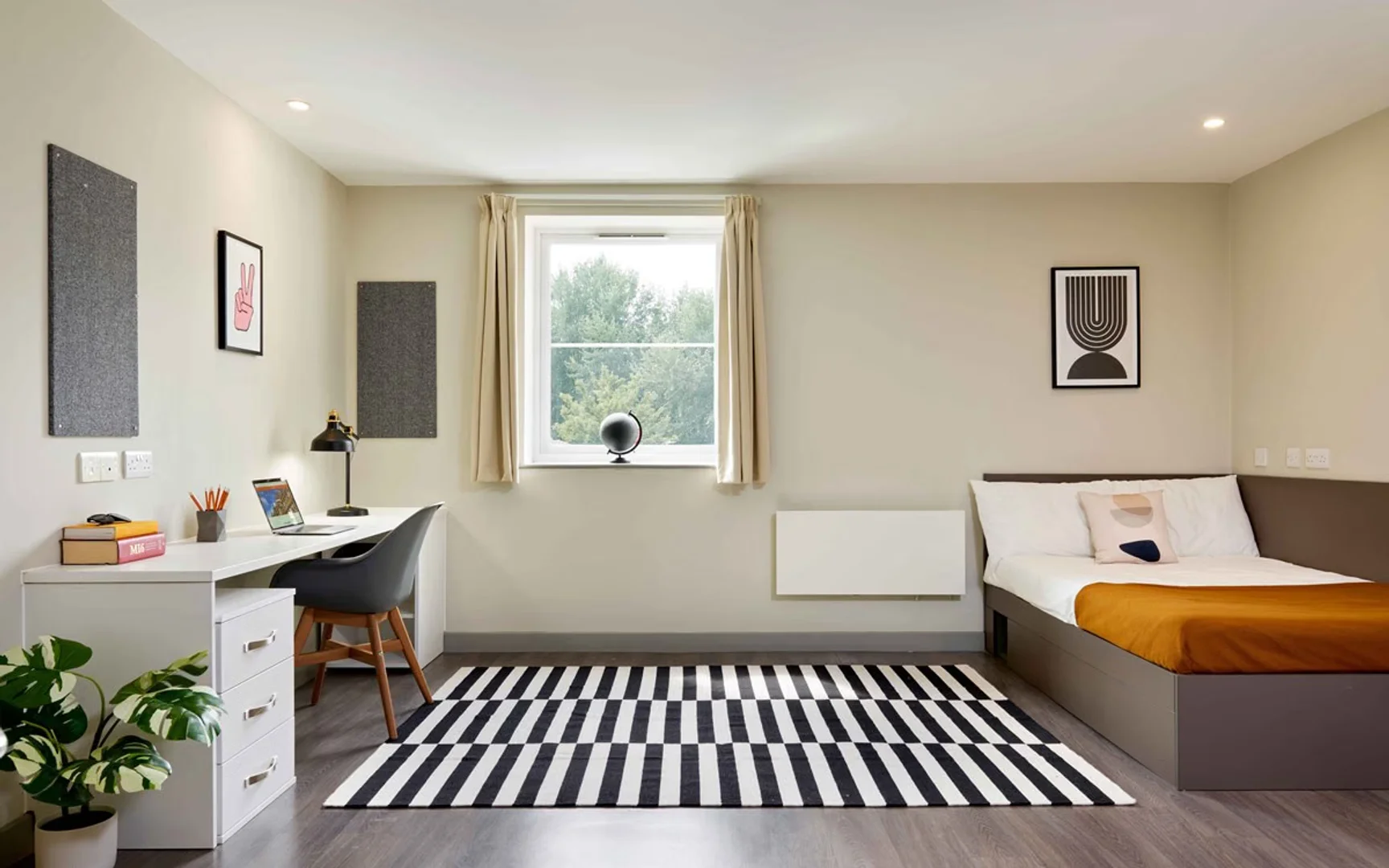 Comfortable and spacious student room in