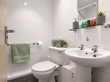 Chambre privée à Brook Street, image 2 de 15