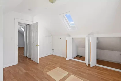 Quarto privado em 02134, imagem 12 de 49
