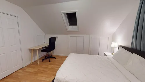 Quarto privado em 02134, imagem 16 de 49
