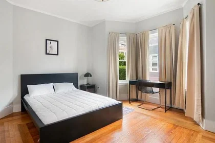 Quarto privado em 02134, imagem 37 de 49