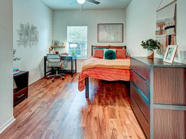 Private room at Southwest 23rd Terrace, image 1 of 10