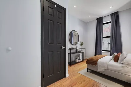 Private room at 10025, image 1 of 10