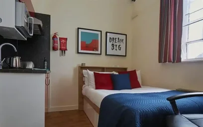 Private room at Victoria Road, image 44 of 49