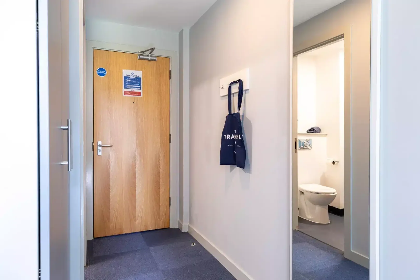 Habitación acogedora para estudiantes disponible en 