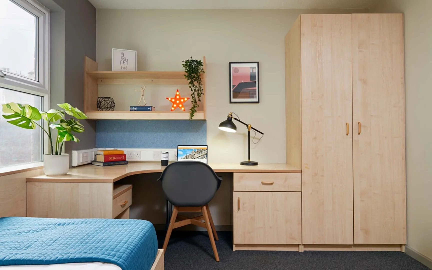 Economical student room with convenient location in 