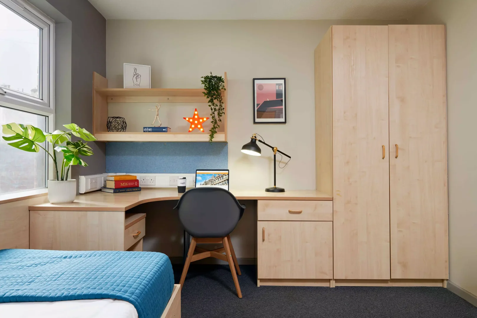 Economical student room with convenient location in 