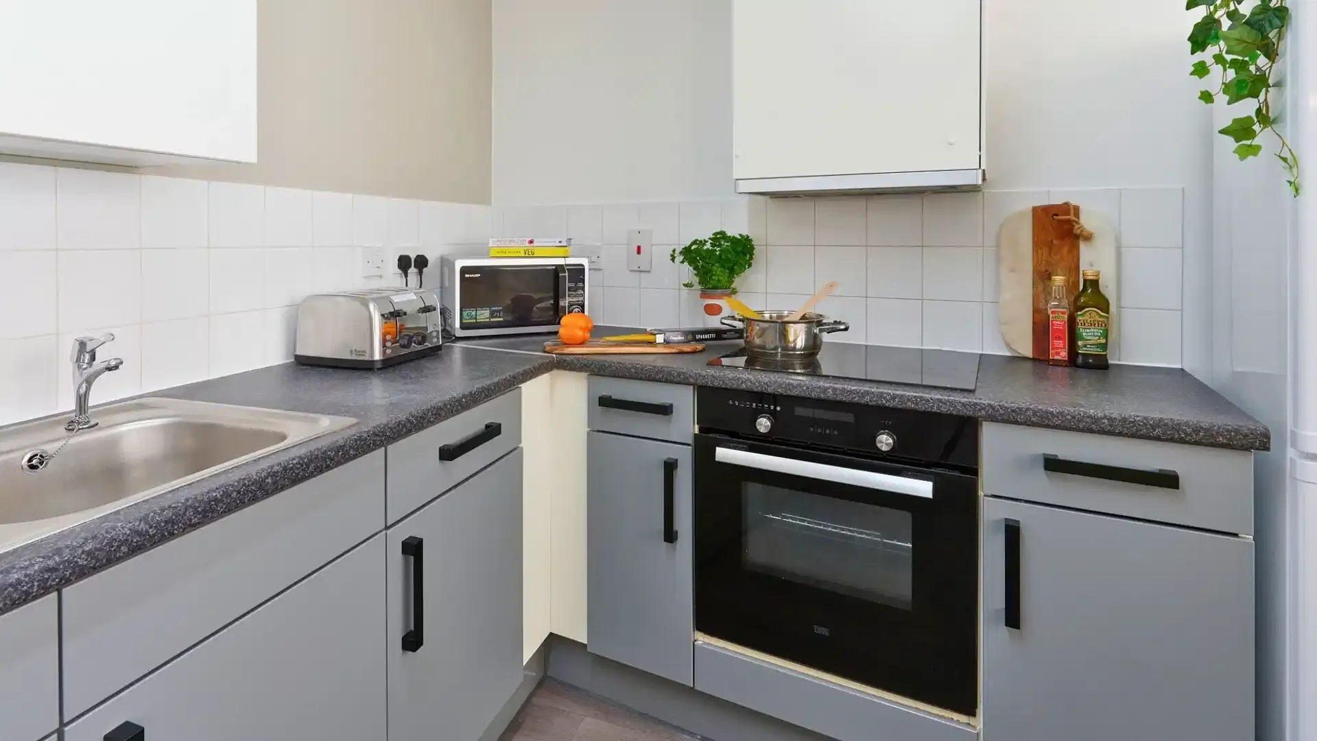 Chambre à louer dans un appartement d'étudiant à , entièrement meublée