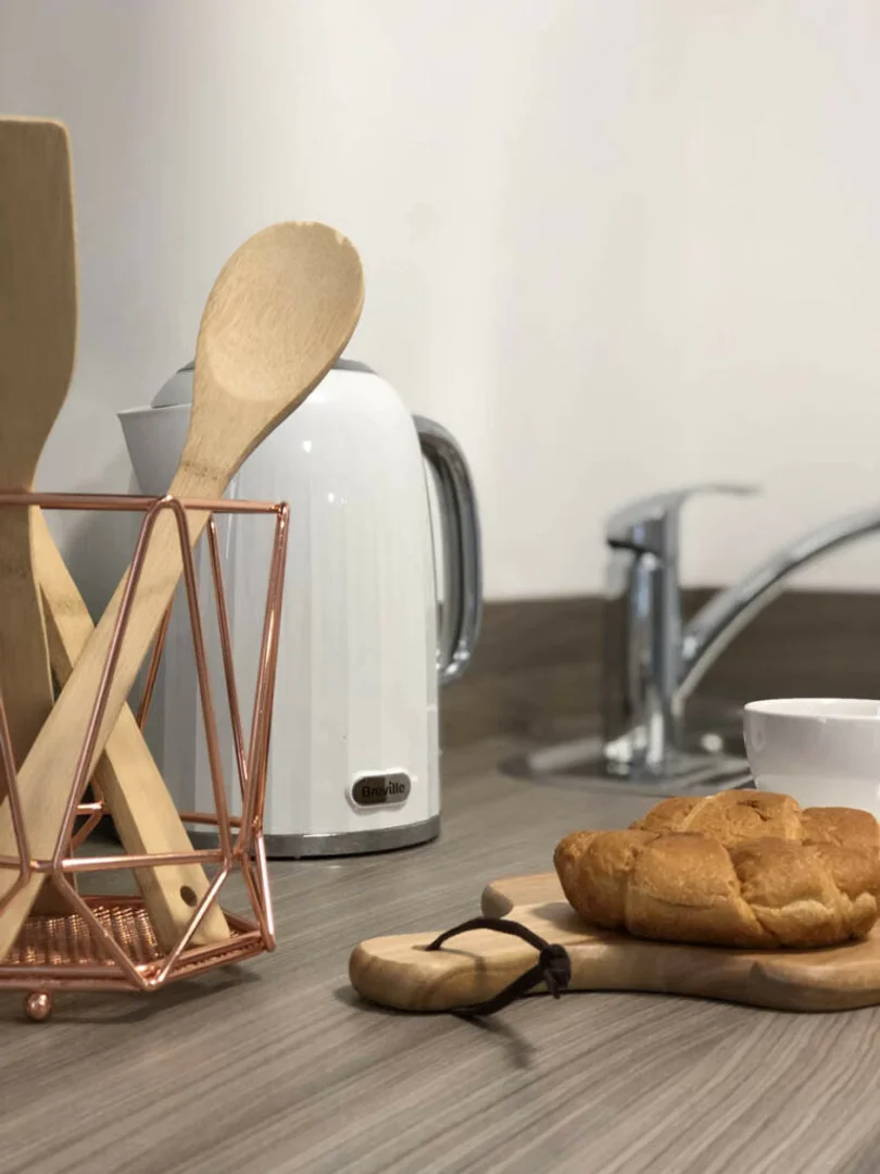 Student-friendly studio with excellent transport links in 