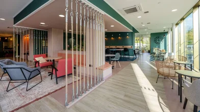 Monolocale in Walnut Tree Close, immagine 25 di 40