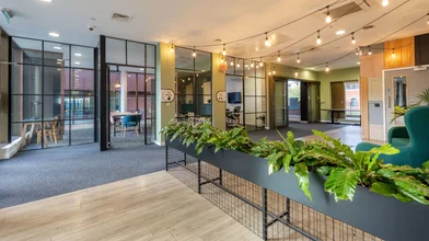 Monolocale in Walnut Tree Close, immagine 24 di 40