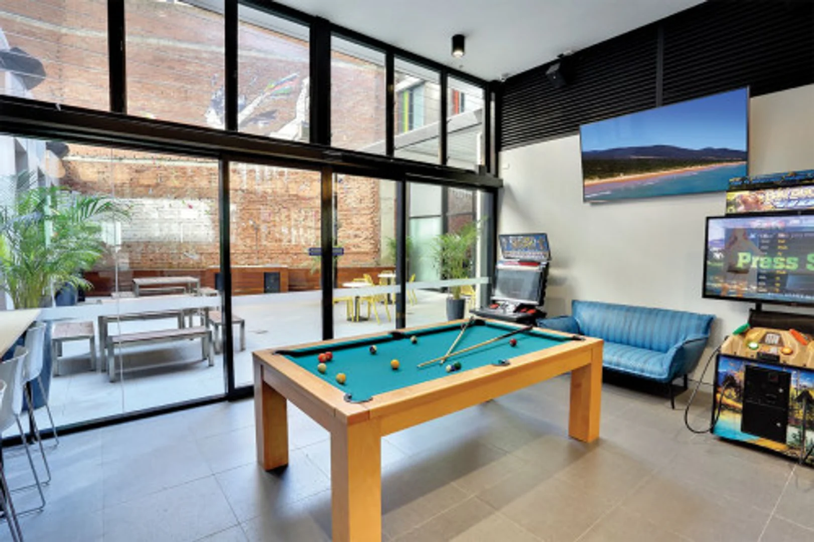 Chambre conviviale pour les étudiants dans  avec des équipements modernes