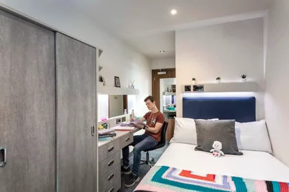 Prywatny pokój Grace Street, obraz 1 10