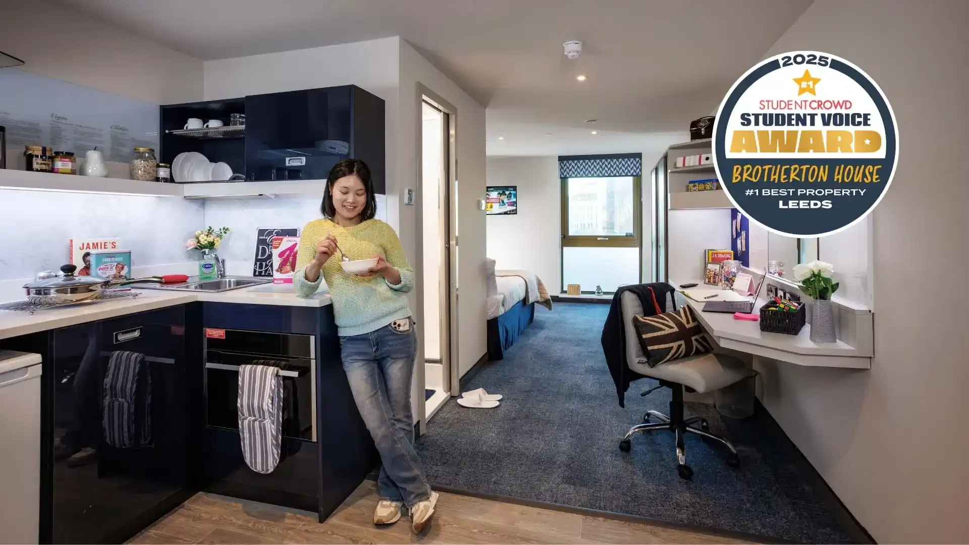 Student-friendly room in  with modern amenities