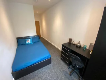 Private room at London Road, image 1 of 34