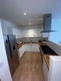 Private room at London Road, image 3 of 34