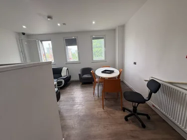 Private room at London Road, image 30 of 34
