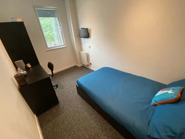Private room at London Road, image 4 of 34