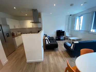 Private room at London Road, image 7 of 34